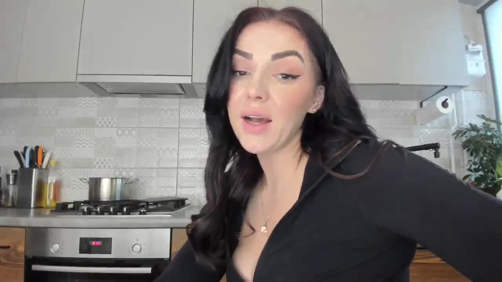 Gallery image thumbnail from MissNelly_'s myfreecams stream on, 03/07/2025, 15:33 image 20 of 20