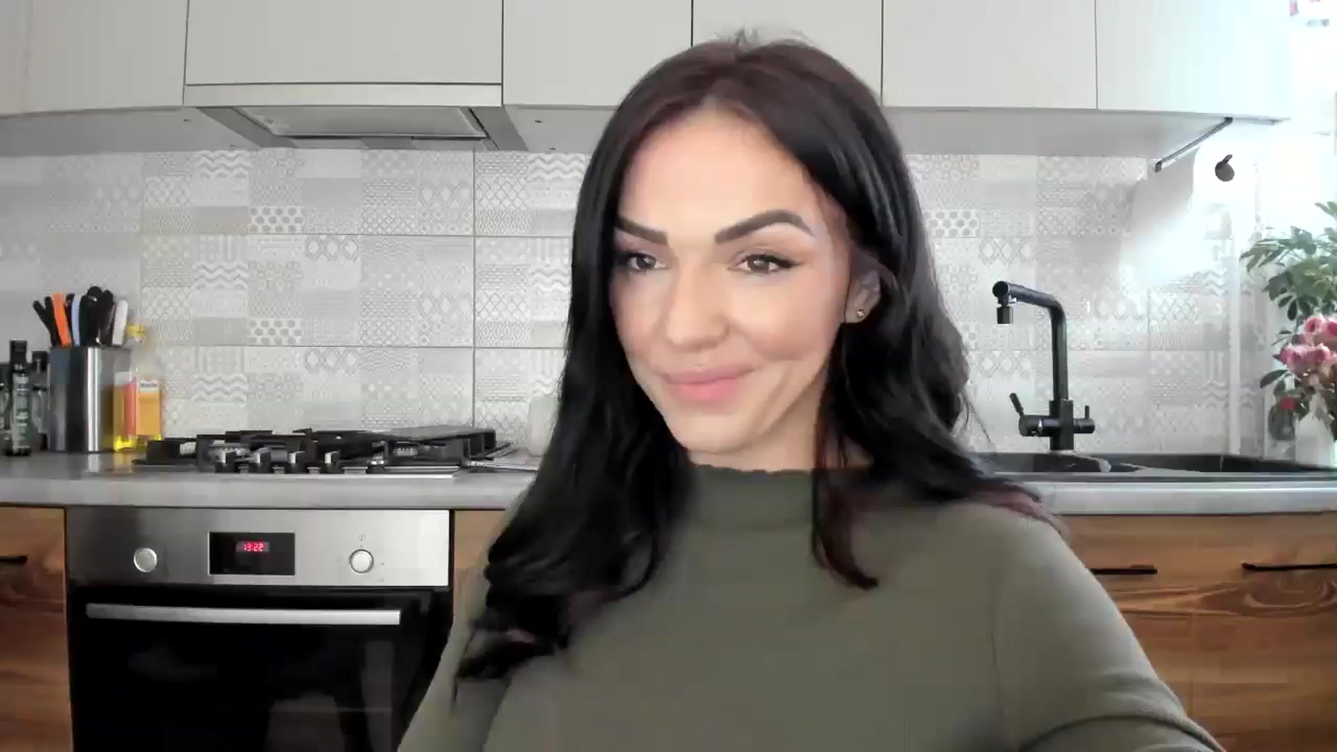 Gallery image thumbnail from MissNelly_'s myfreecams stream on, 03/13/2025, 15:14 image 9 of 20