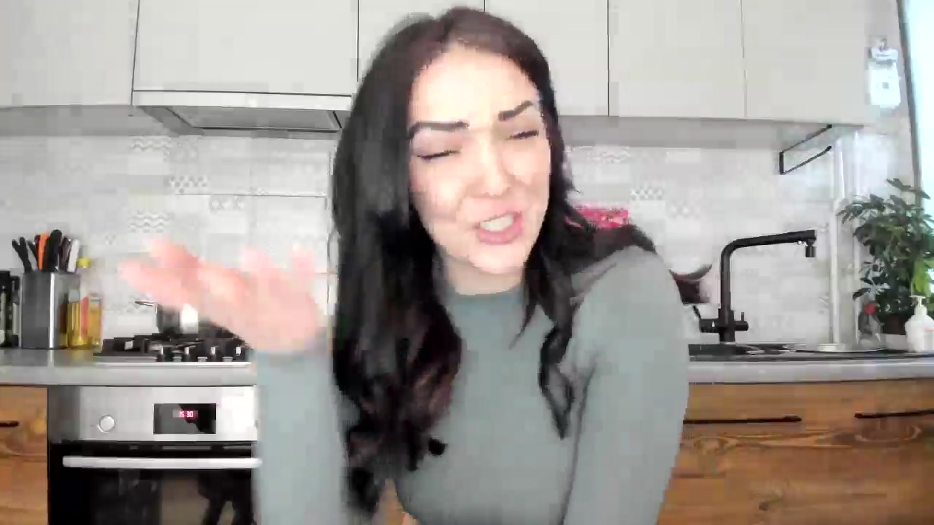 Gallery image thumbnail from MissNelly_'s myfreecams stream on, 03/14/2025, 14:54 image 17 of 20