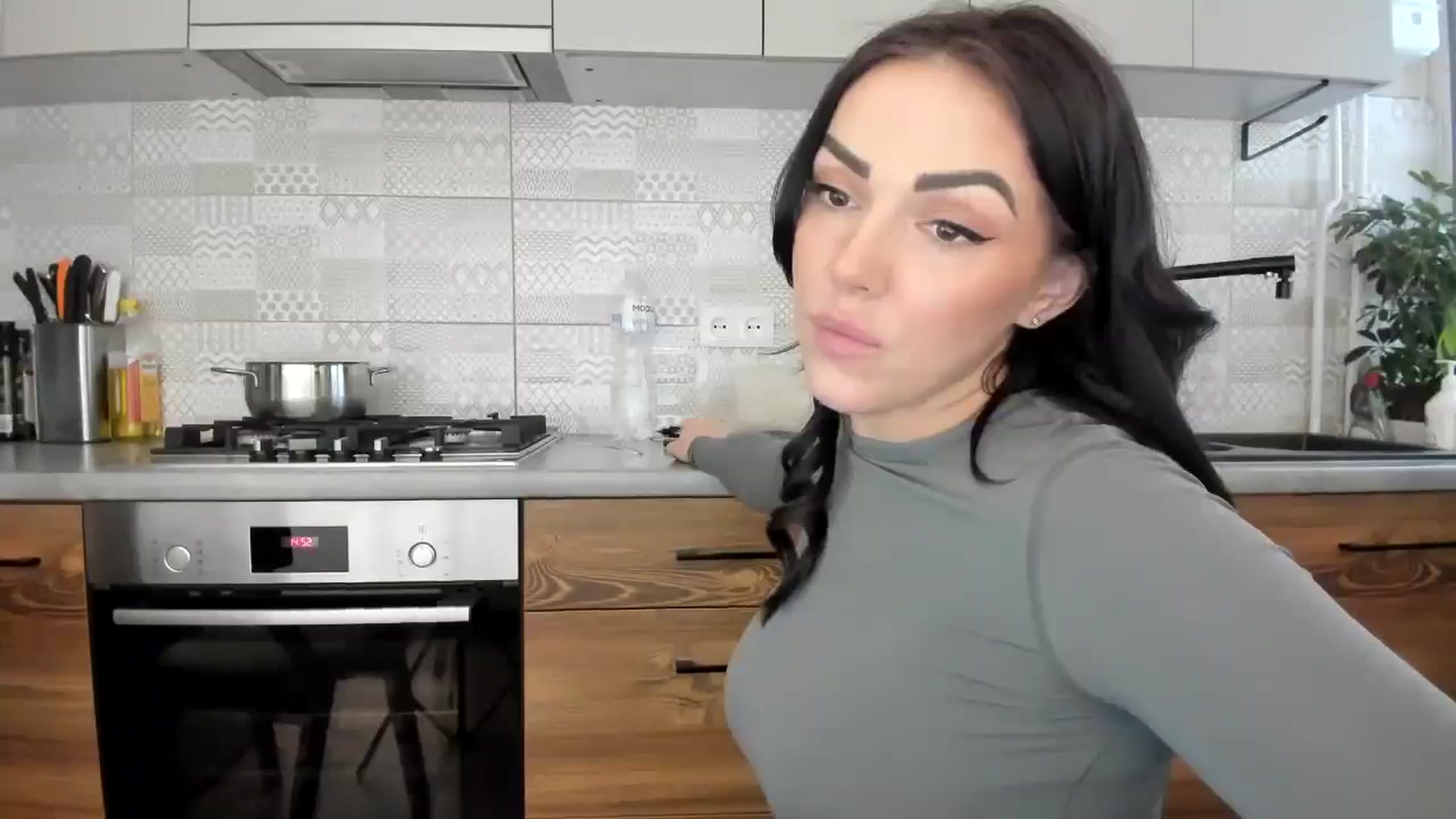 Gallery image thumbnail from MissNelly_'s myfreecams stream on, 03/14/2025, 14:54 image 7 of 20