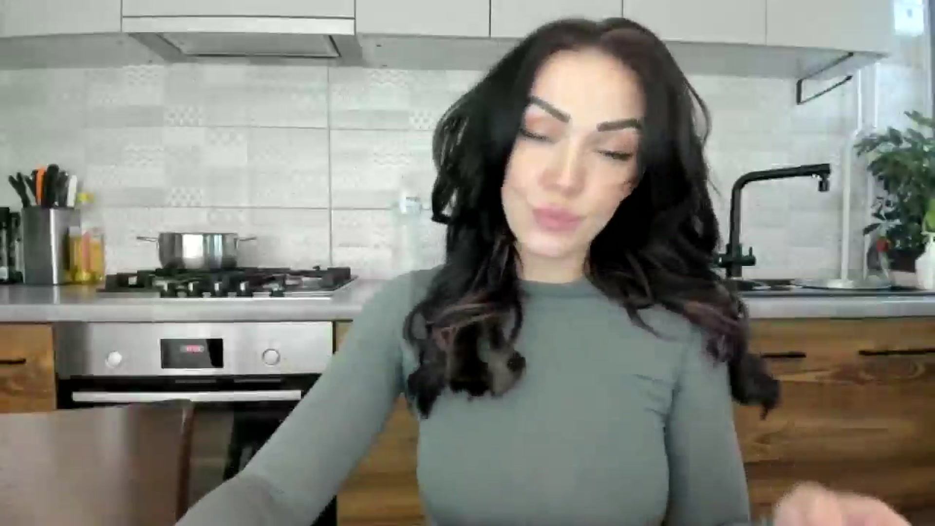 Gallery image thumbnail from MissNelly_'s myfreecams stream on, 03/14/2025, 14:54 image 9 of 20