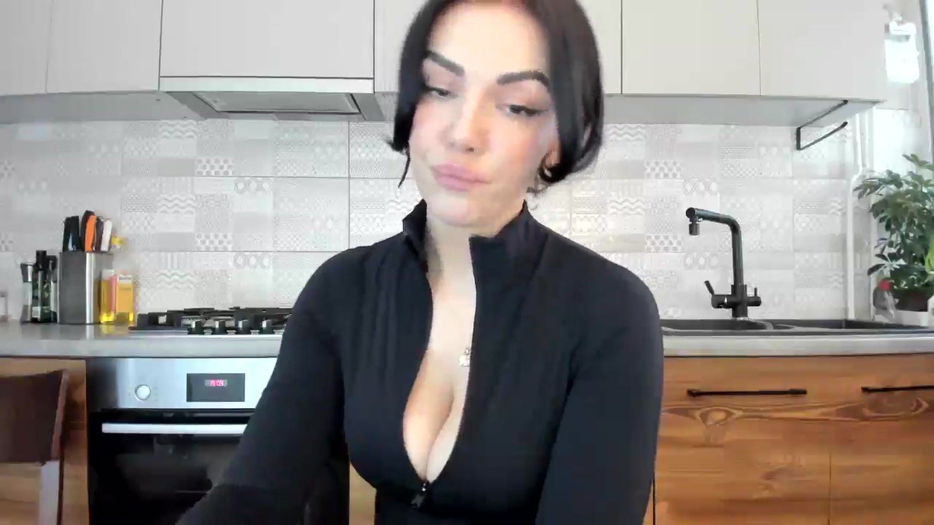 Gallery image thumbnail from MissNelly_'s myfreecams stream on, 03/15/2025, 15:34 image 13 of 20