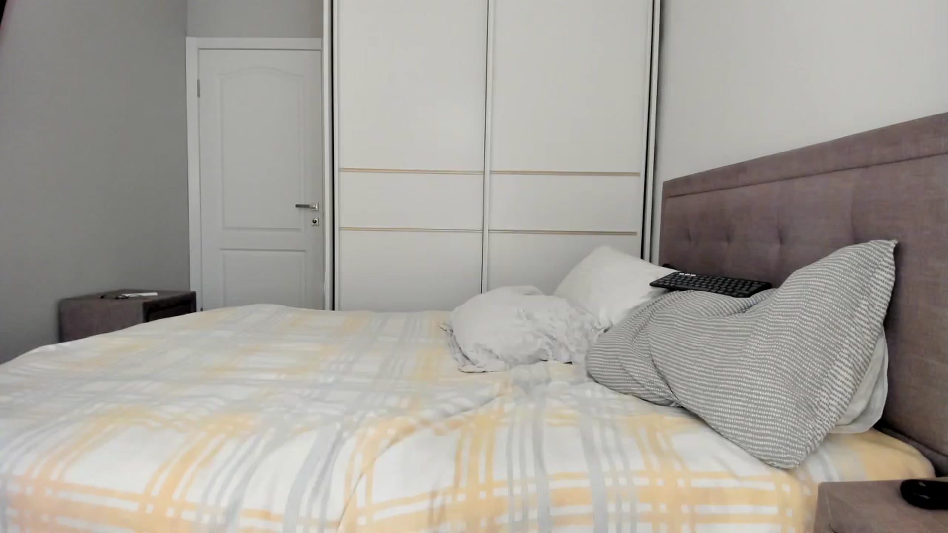 Gallery image thumbnail from MissNelly_'s myfreecams stream on, 03/27/2025, 15:12 image 1 of 20