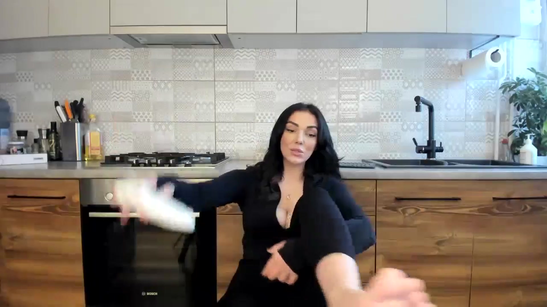 Gallery image thumbnail from MissNelly_'s myfreecams stream on, 03/31/2025, 10:03 image 19 of 20