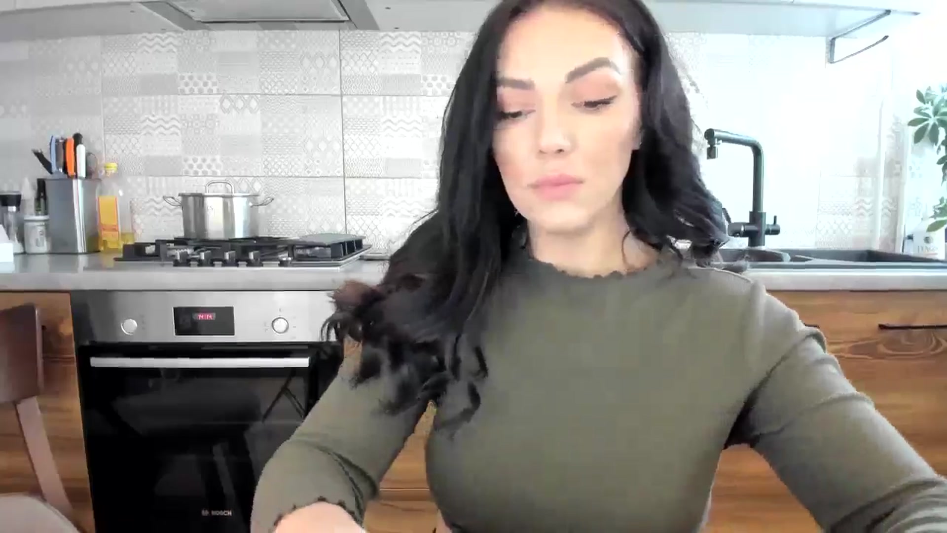 Gallery image thumbnail from MissNelly_'s myfreecams stream on, 04/10/2025, 10:27 image 14 of 20