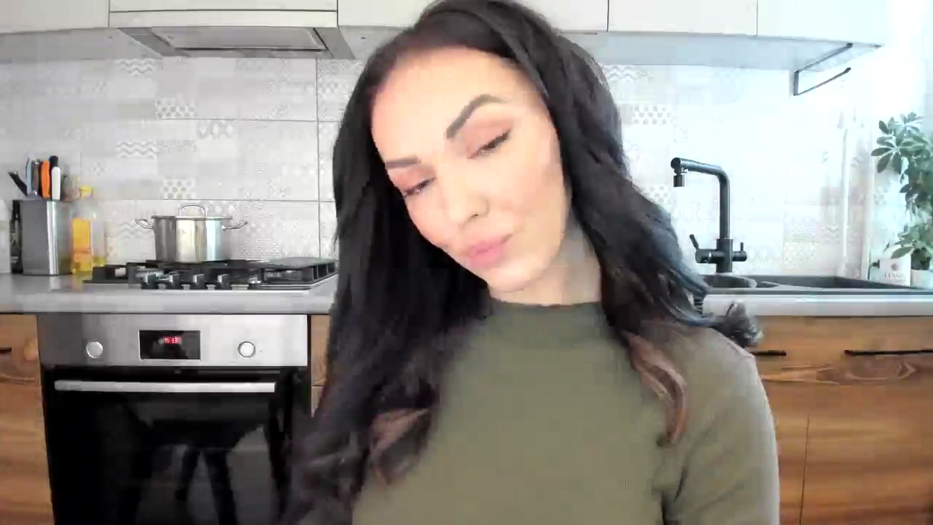 Gallery image thumbnail from MissNelly_'s myfreecams stream on, 04/10/2025, 12:40 image 8 of 20
