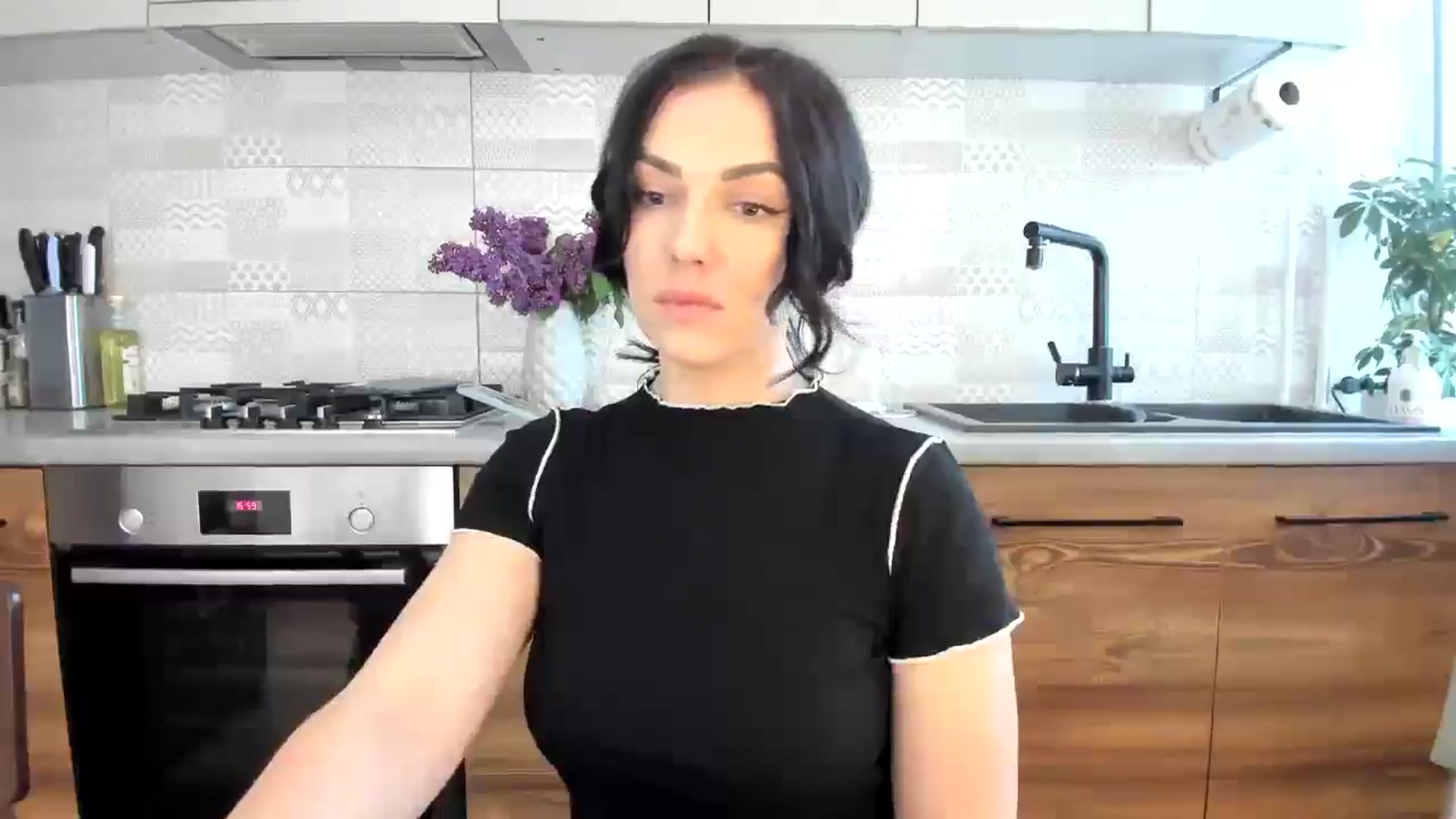 Gallery image thumbnail from MissNelly_'s myfreecams stream on, 04/30/2025, 12:32 image 11 of 20