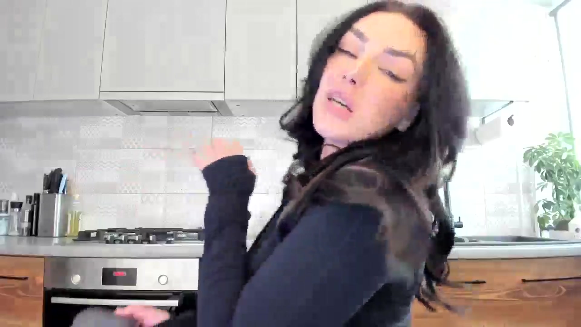 Gallery image thumbnail from MissNelly_'s myfreecams stream on, 05/08/2025, 11:22 image 19 of 20