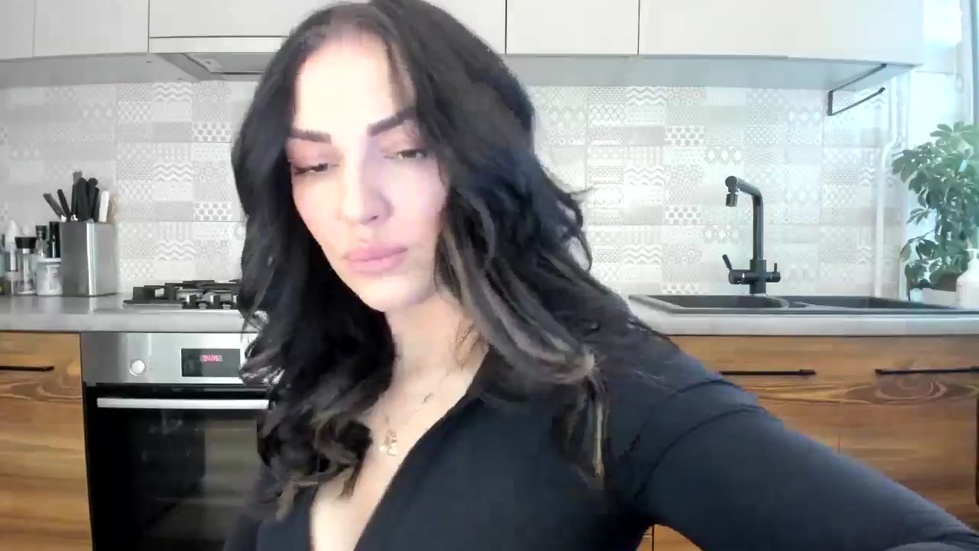 Gallery image thumbnail from MissNelly_'s myfreecams stream on, 05/10/2025, 12:51 image 7 of 20