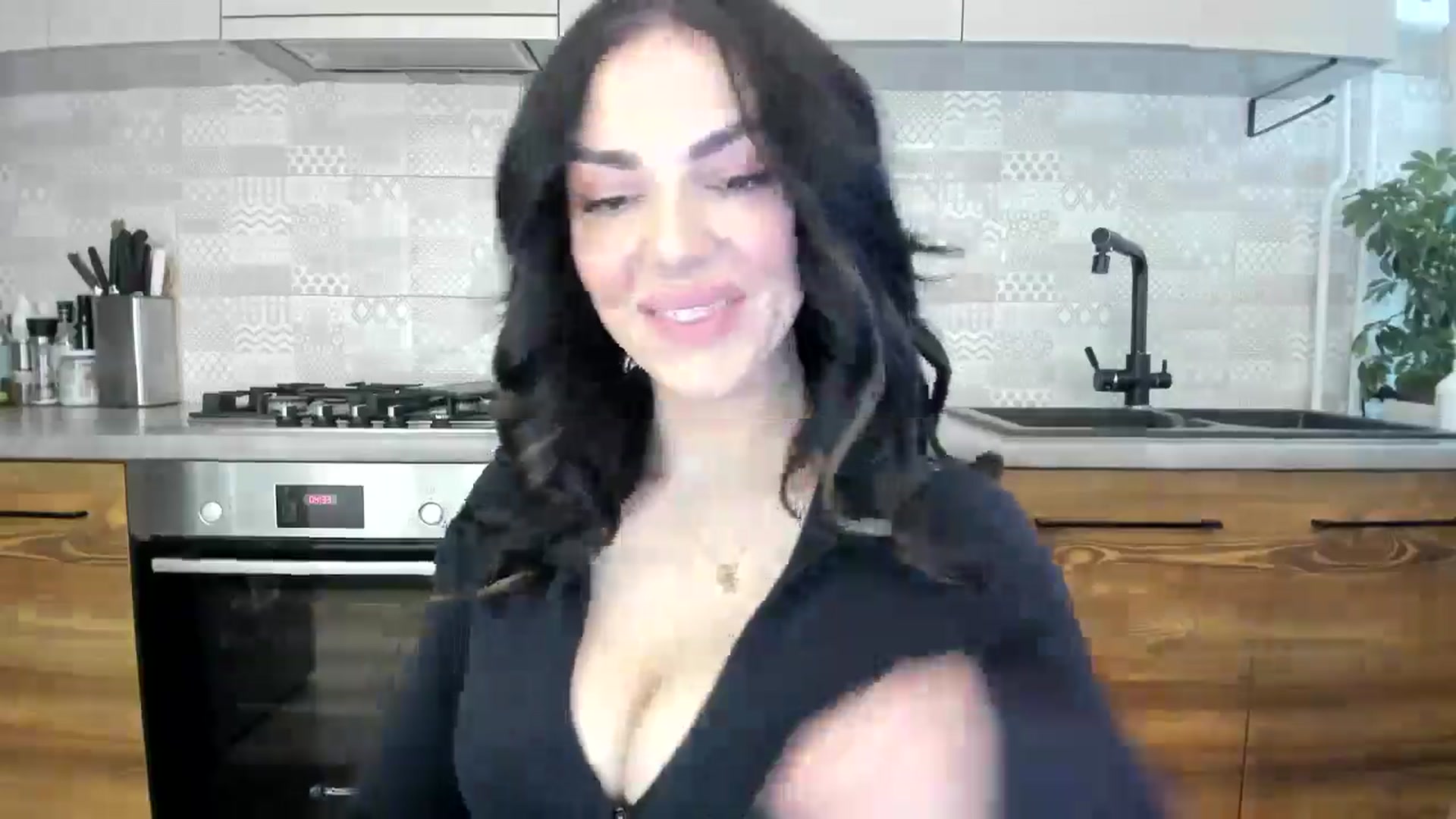 Gallery image thumbnail from MissNelly_'s myfreecams stream on, 05/10/2025, 12:51 image 4 of 20