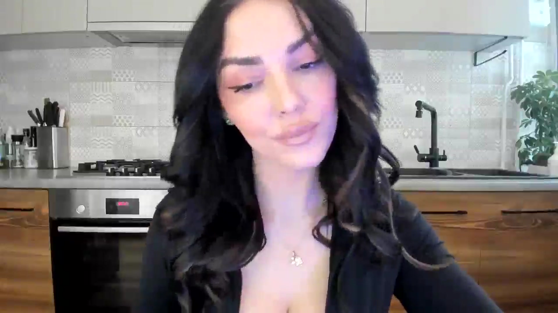 Gallery image thumbnail from MissNelly_'s myfreecams stream on, 05/10/2025, 12:51 image 16 of 20