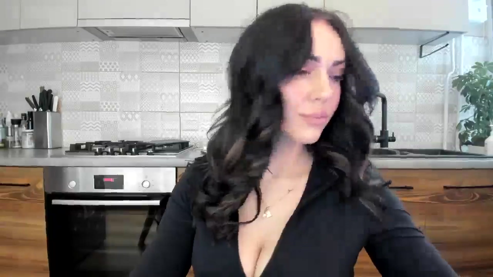 Gallery image thumbnail from MissNelly_'s myfreecams stream on, 05/10/2025, 12:51 image 9 of 20