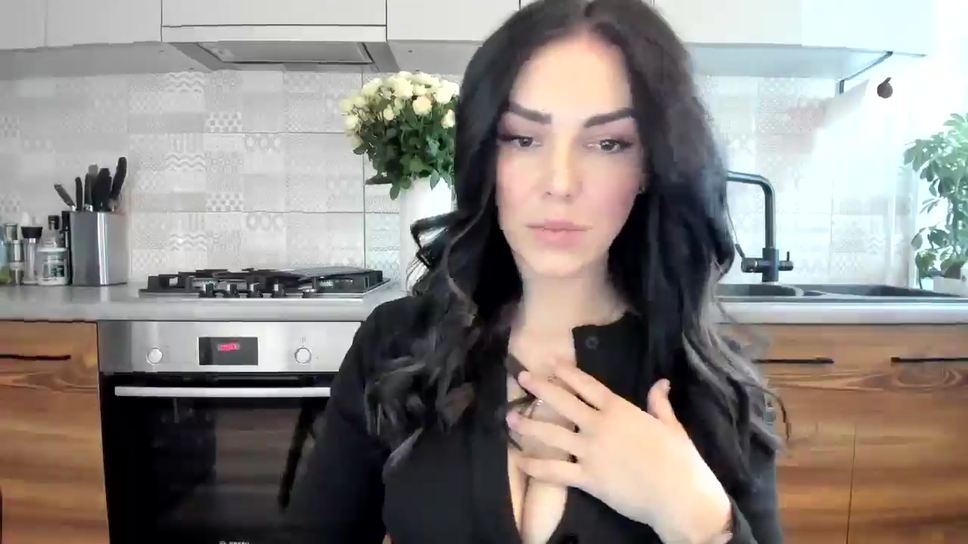 Gallery image thumbnail from MissNelly_'s myfreecams stream on, 05/12/2025, 11:45 image 2 of 20