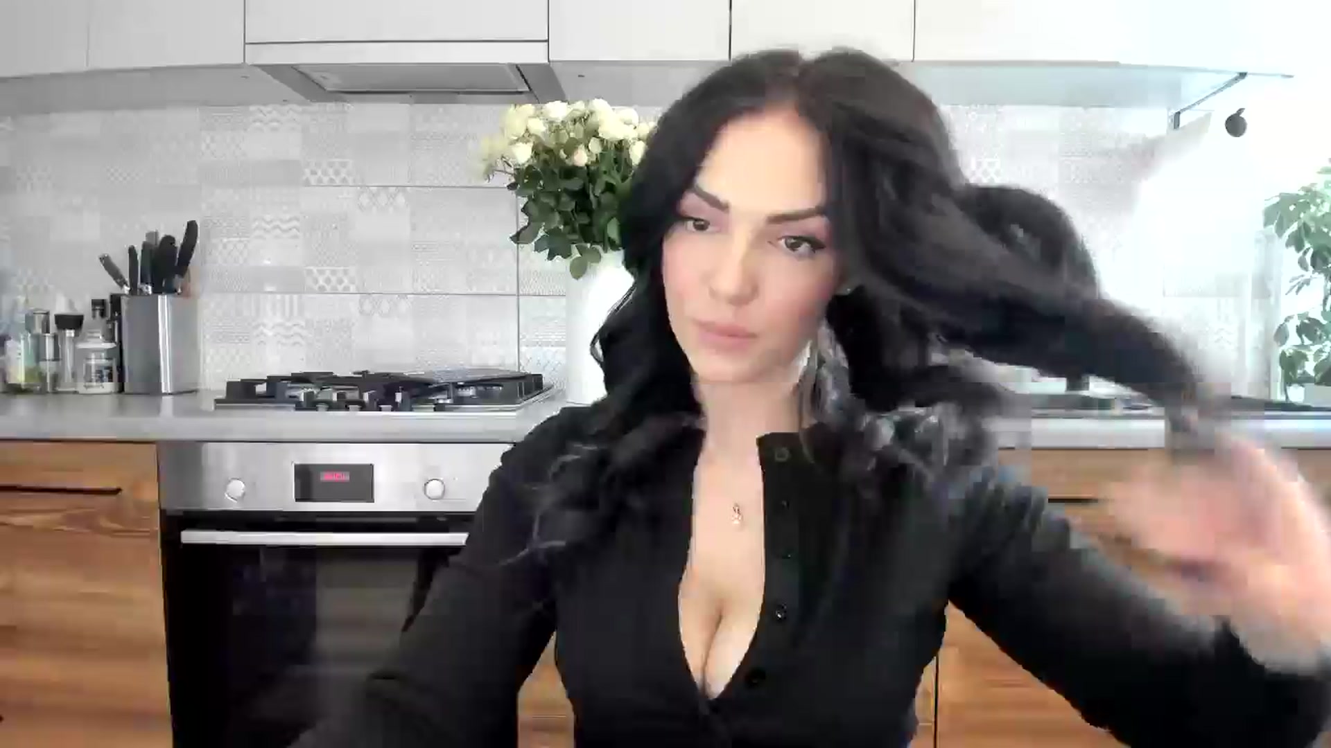 Gallery image thumbnail from MissNelly_'s myfreecams stream on, 05/12/2025, 11:45 image 13 of 20