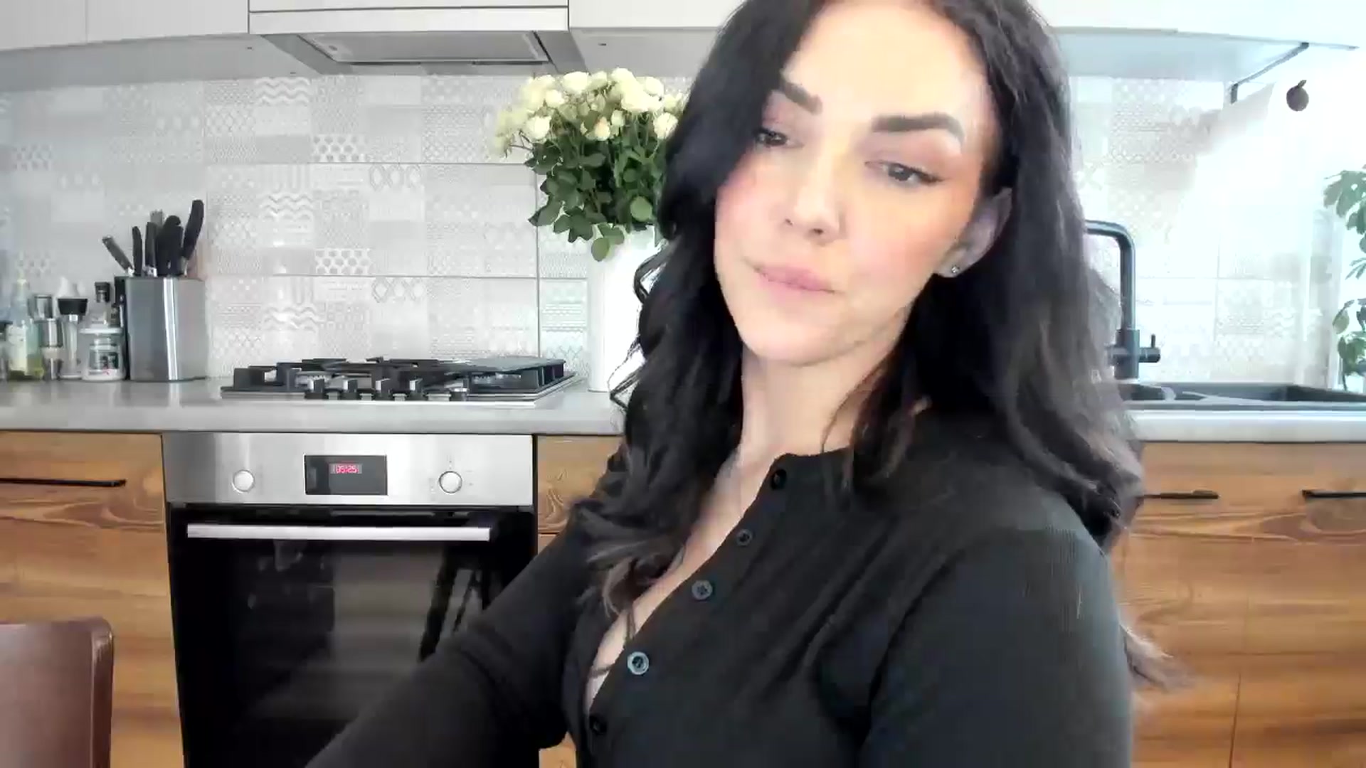 Gallery image thumbnail from MissNelly_'s myfreecams stream on, 05/12/2025, 14:39 image 7 of 20