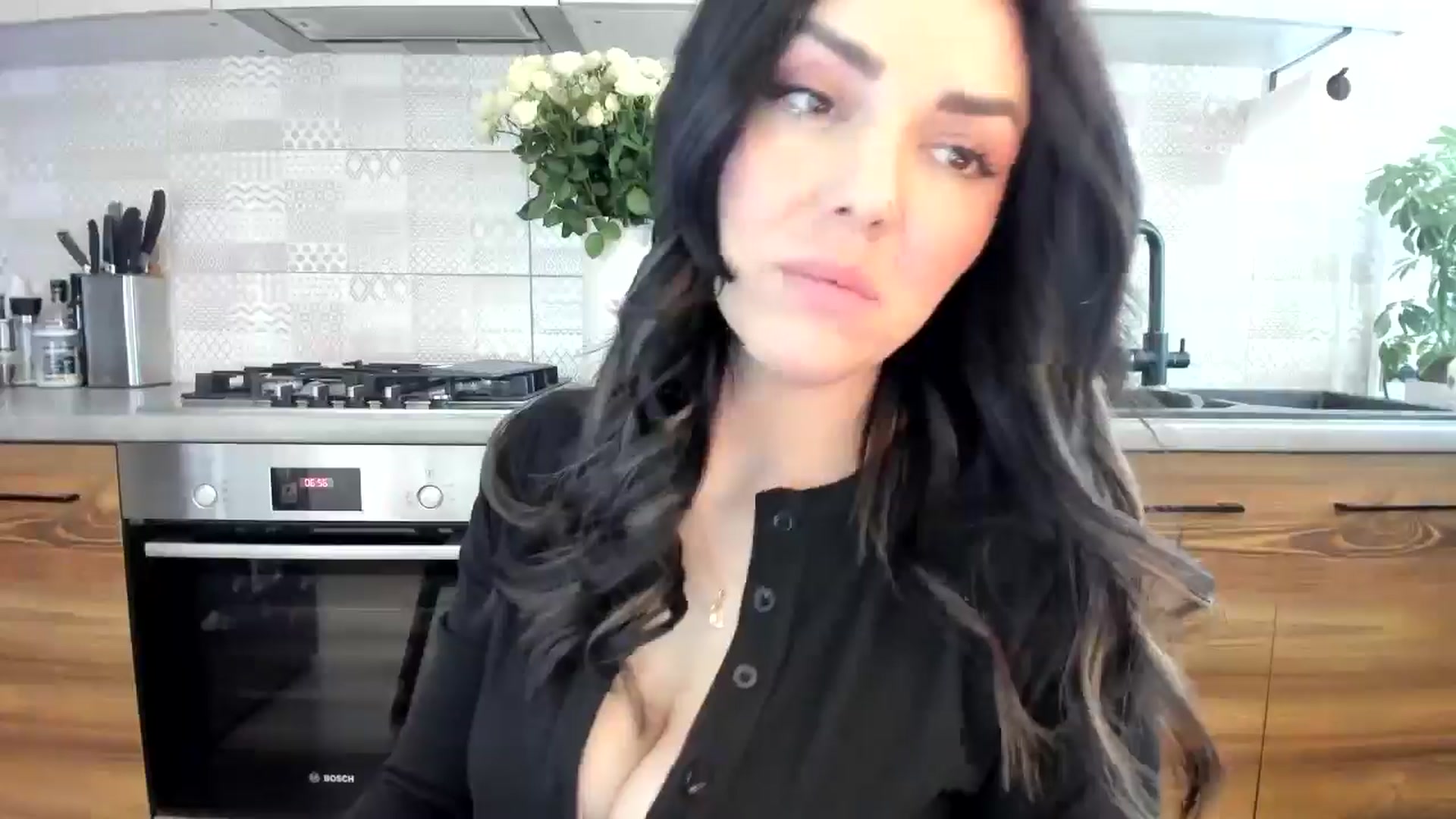 Gallery image thumbnail from MissNelly_'s myfreecams stream on, 05/12/2025, 14:39 image 18 of 20