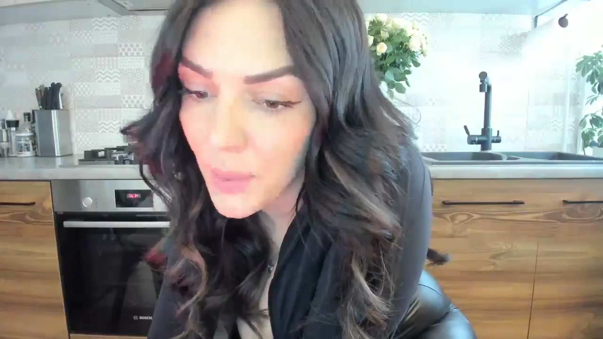 Gallery image thumbnail from MissNelly_'s myfreecams stream on, 05/13/2025, 14:04 image 10 of 20