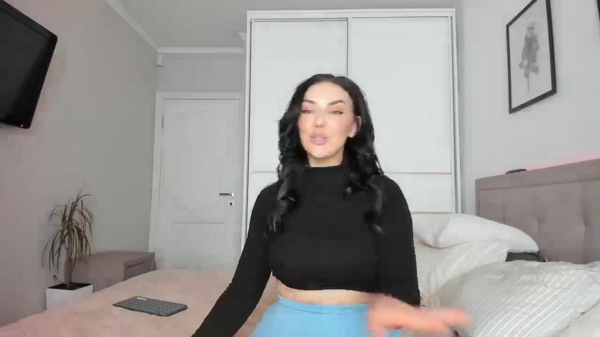 Gallery image thumbnail from MissNelly_'s myfreecams stream on, 05/24/2025, 13:15 image 11 of 20