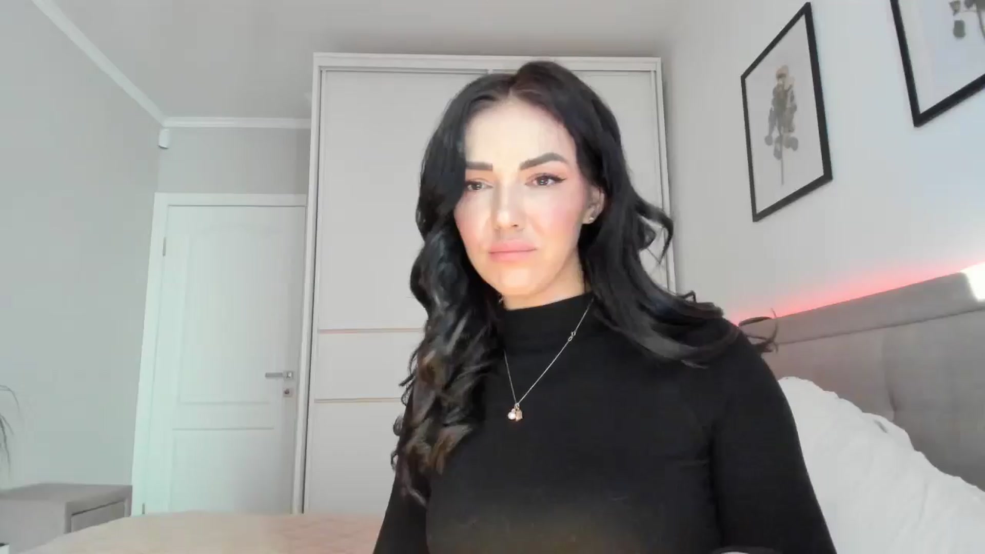 Gallery image thumbnail from MissNelly_'s myfreecams stream on, 05/31/2025, 16:15 image 20 of 20