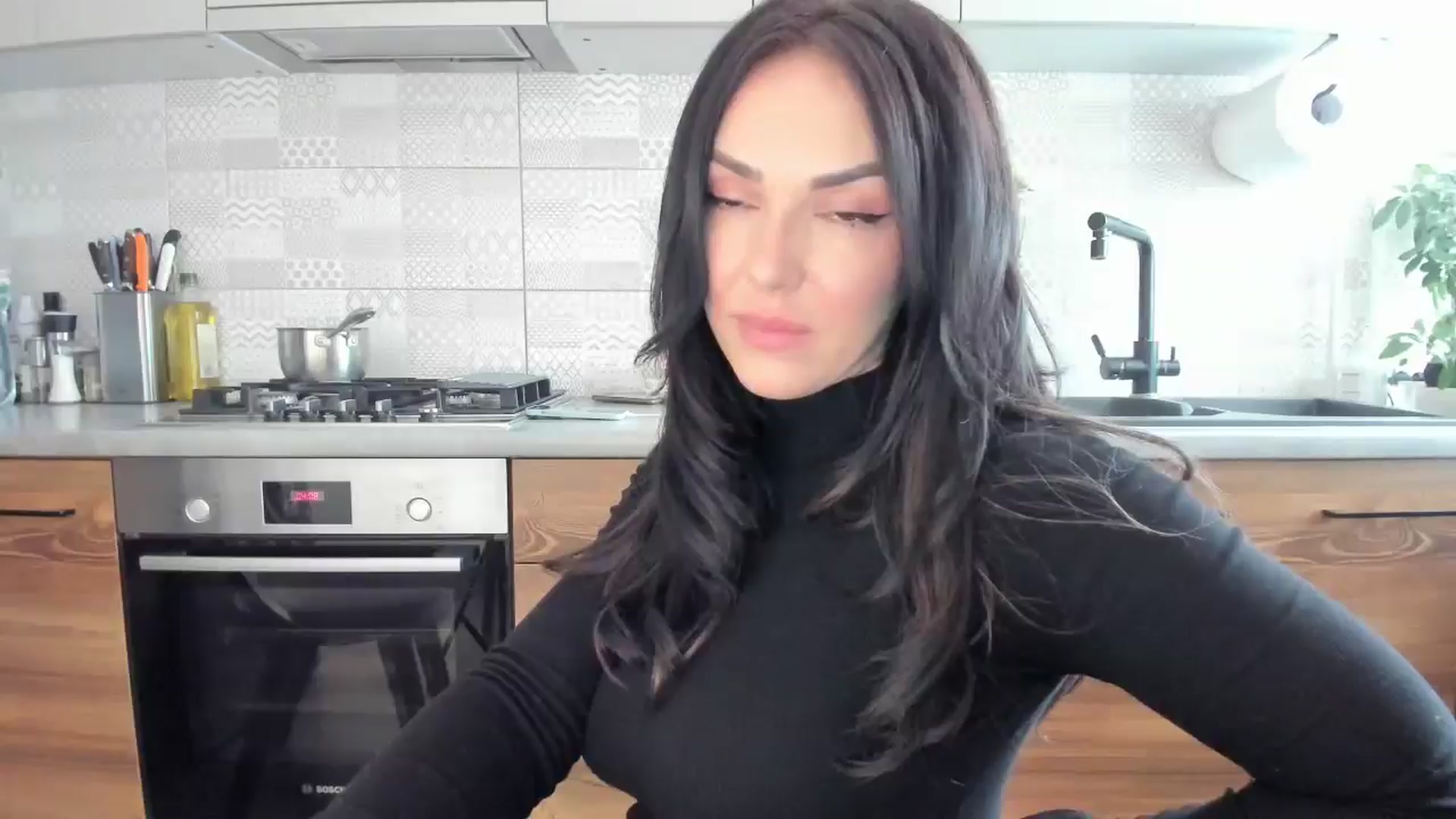 Gallery image thumbnail from MissNelly_'s myfreecams stream on, 06/03/2025, 11:27 image 16 of 20