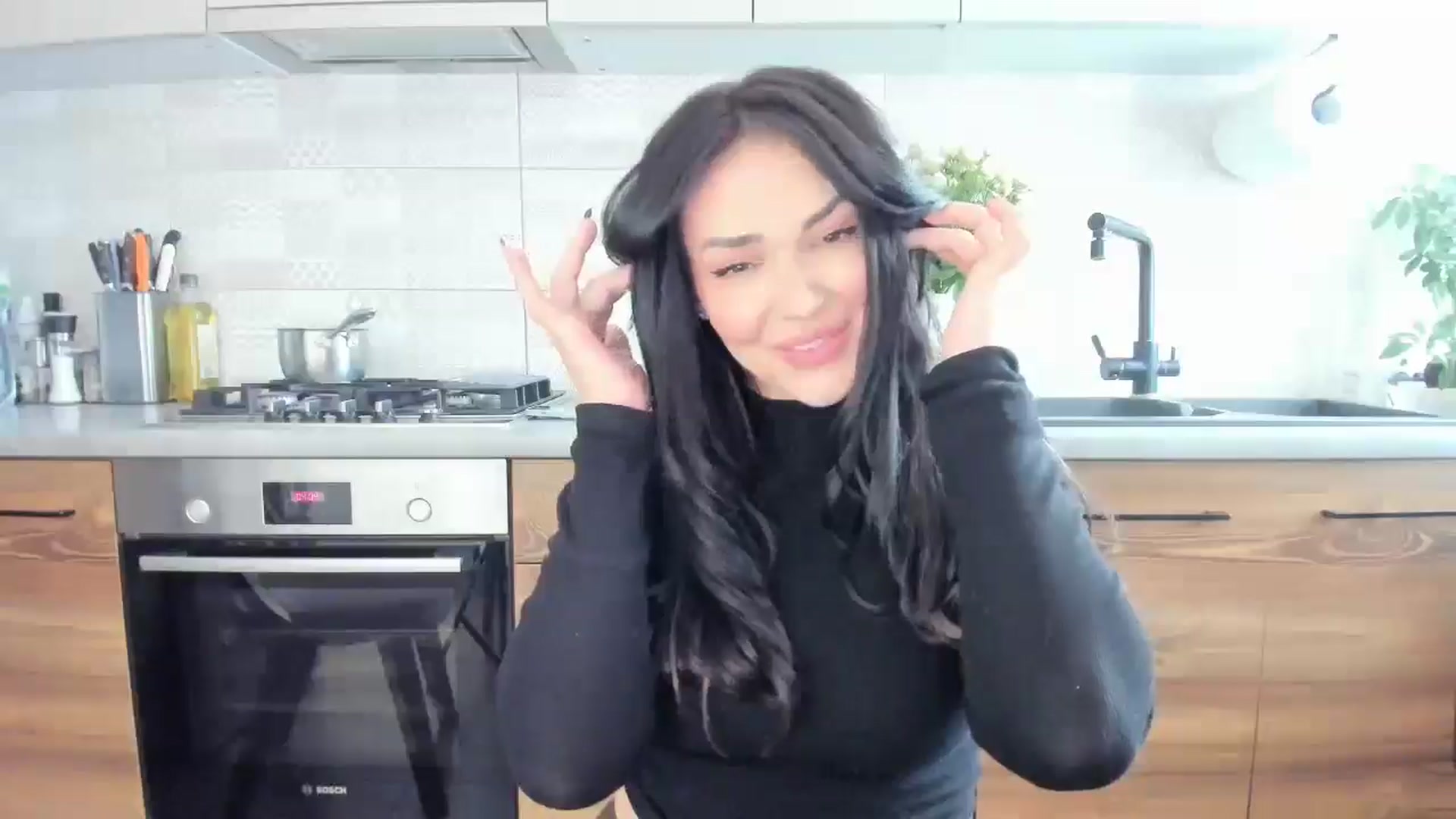 Gallery image thumbnail from MissNelly_'s myfreecams stream on, 06/03/2025, 11:27 image 13 of 20