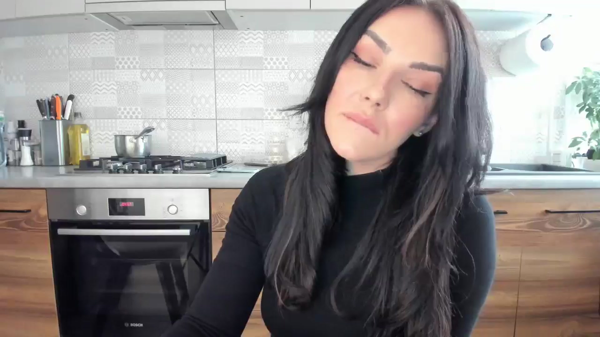 Gallery image thumbnail from MissNelly_'s myfreecams stream on, 06/03/2025, 11:27 image 15 of 20