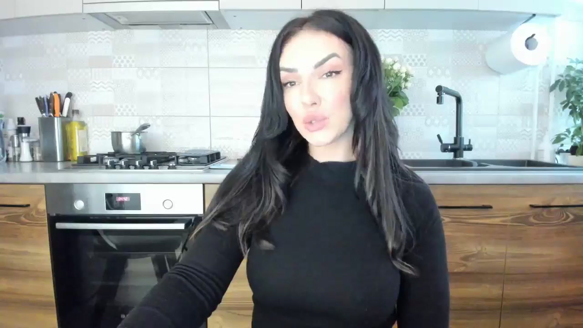 Gallery image thumbnail from MissNelly_'s myfreecams stream on, 06/03/2025, 11:56 image 18 of 20
