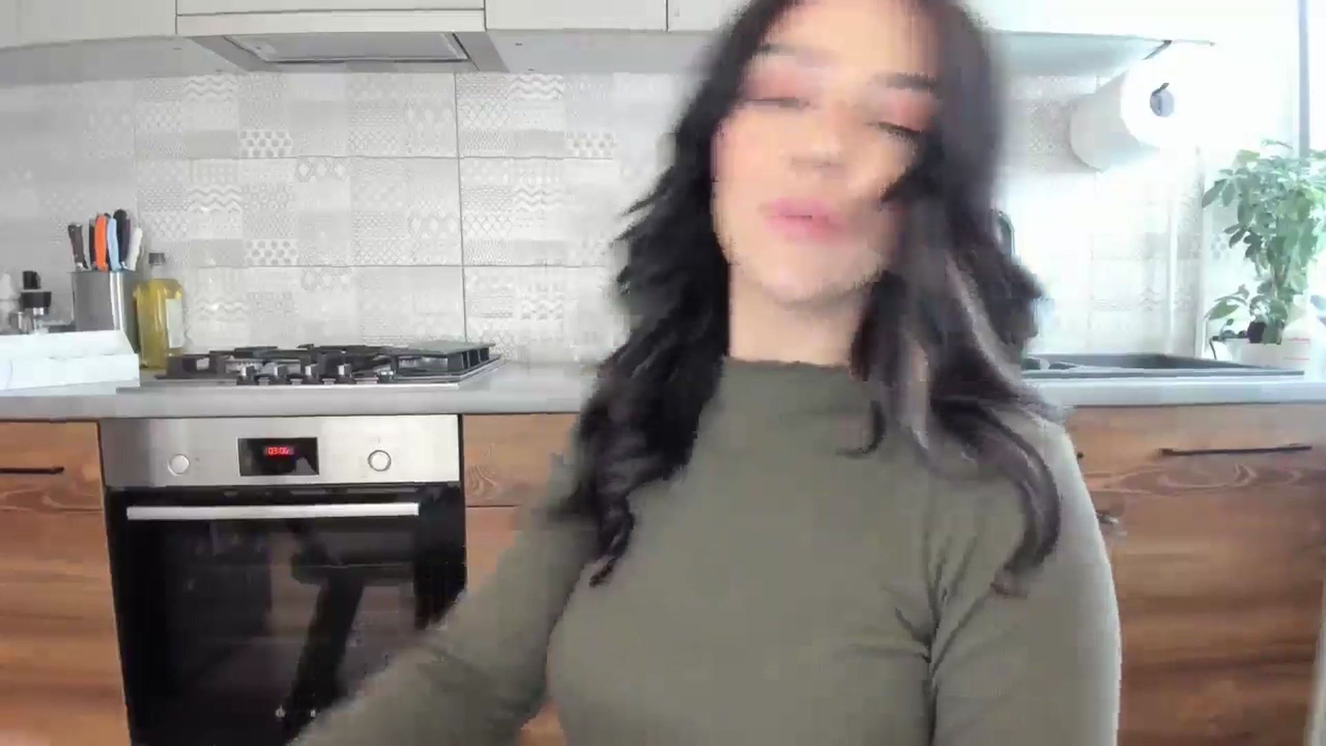Gallery image thumbnail from MissNelly_'s myfreecams stream on, 06/05/2025, 10:29 image 4 of 20