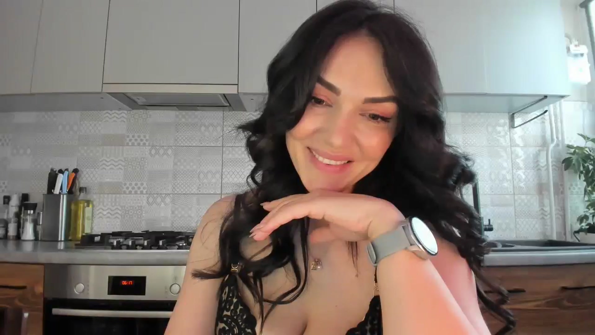 Gallery image thumbnail from MissNelly_'s myfreecams stream on, 06/12/2025, 13:45 image 10 of 20