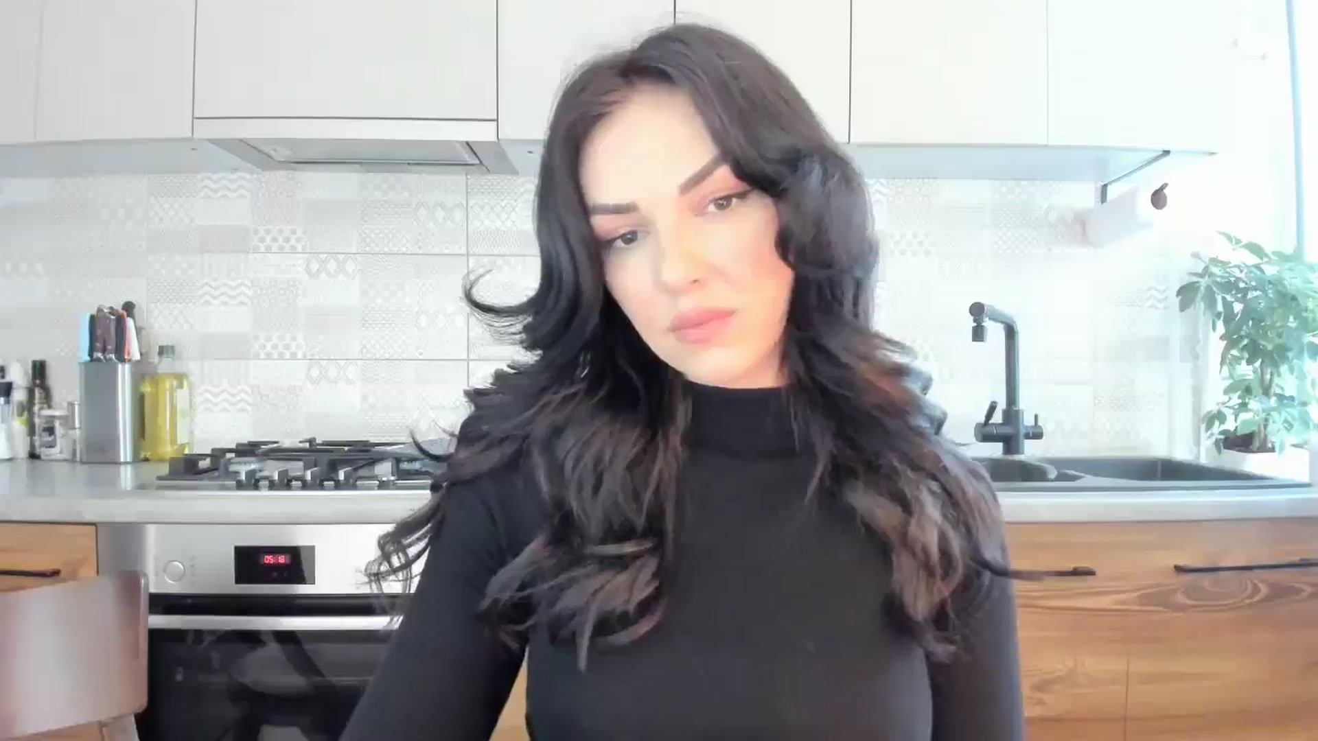 Gallery image thumbnail from MissNelly_'s myfreecams stream on, 06/14/2025, 14:38 image 5 of 20