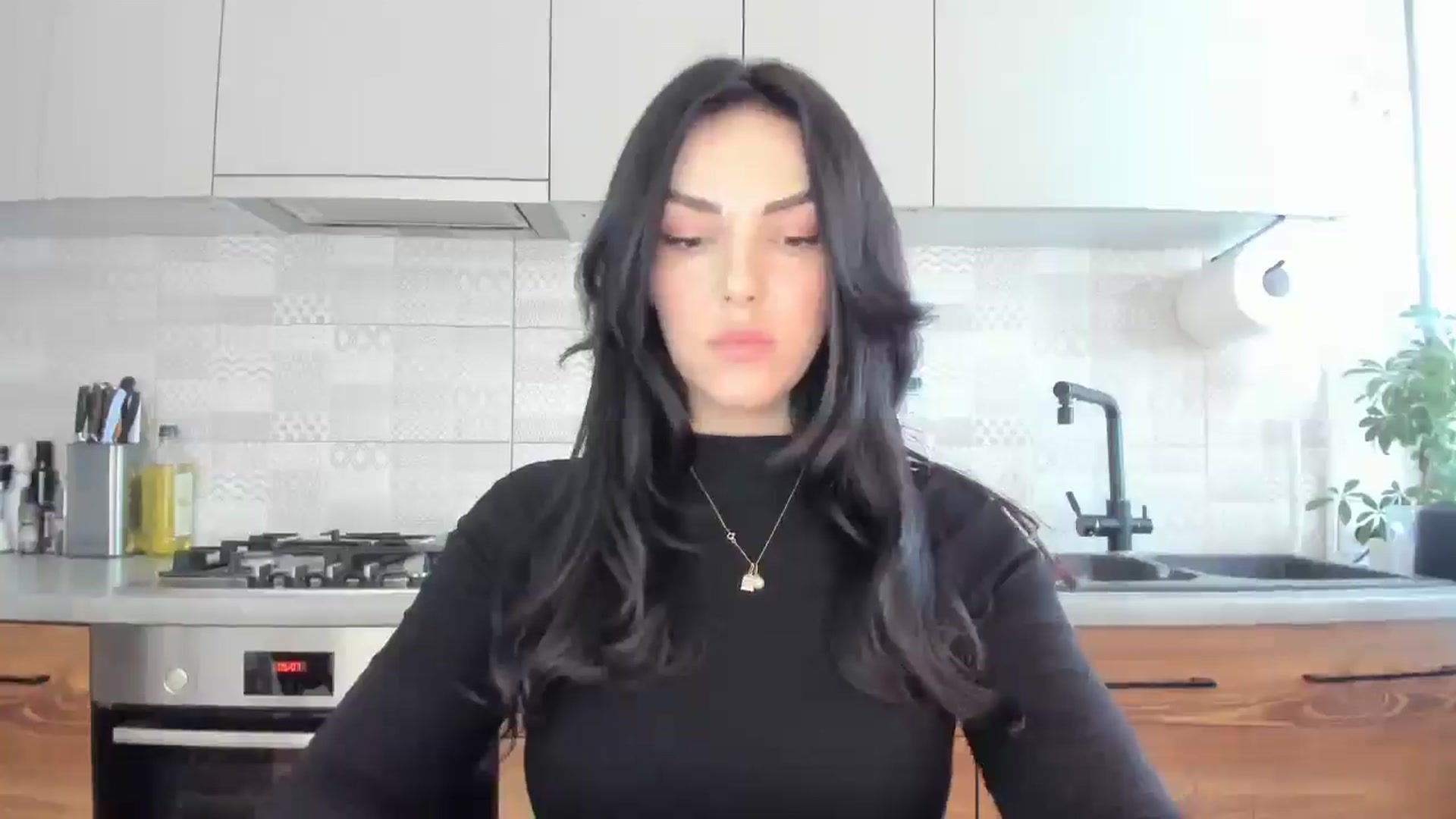 Gallery image thumbnail from MissNelly_'s myfreecams stream on, 06/26/2025, 14:04 image 4 of 20
