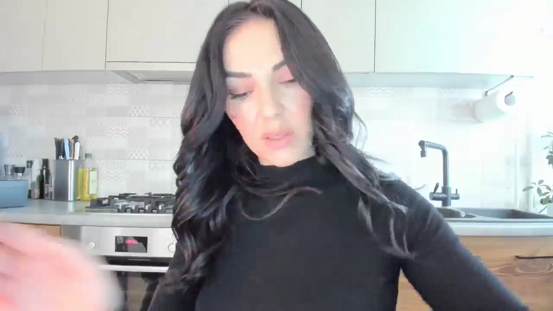 Gallery image thumbnail from MissNelly_'s myfreecams stream on, 06/29/2025, 14:09 image 2 of 20