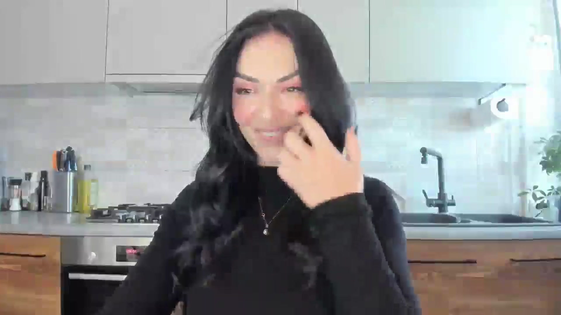 Gallery image thumbnail from MissNelly_'s myfreecams stream on, 06/30/2025, 13:49 image 17 of 20