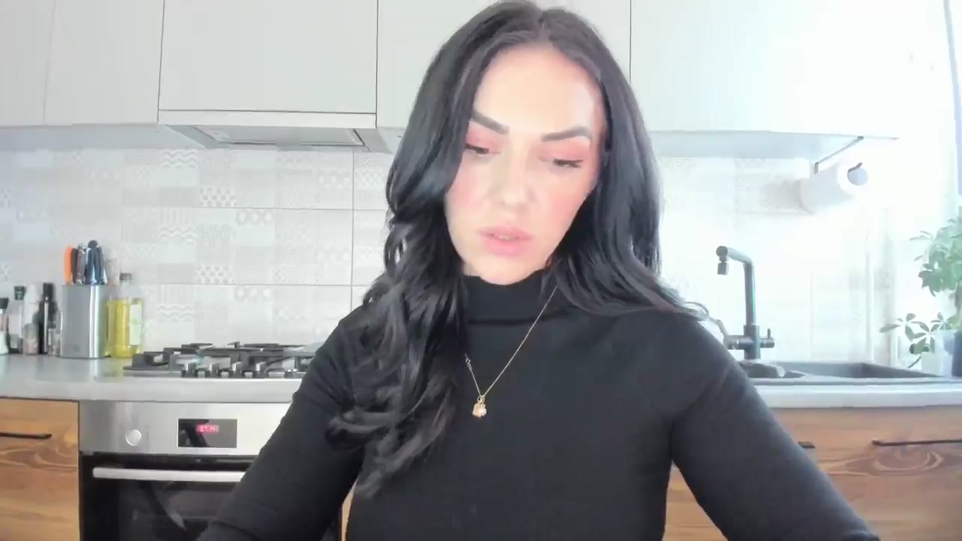 Gallery image thumbnail from MissNelly_'s myfreecams stream on, 06/30/2025, 14:31 image 18 of 20