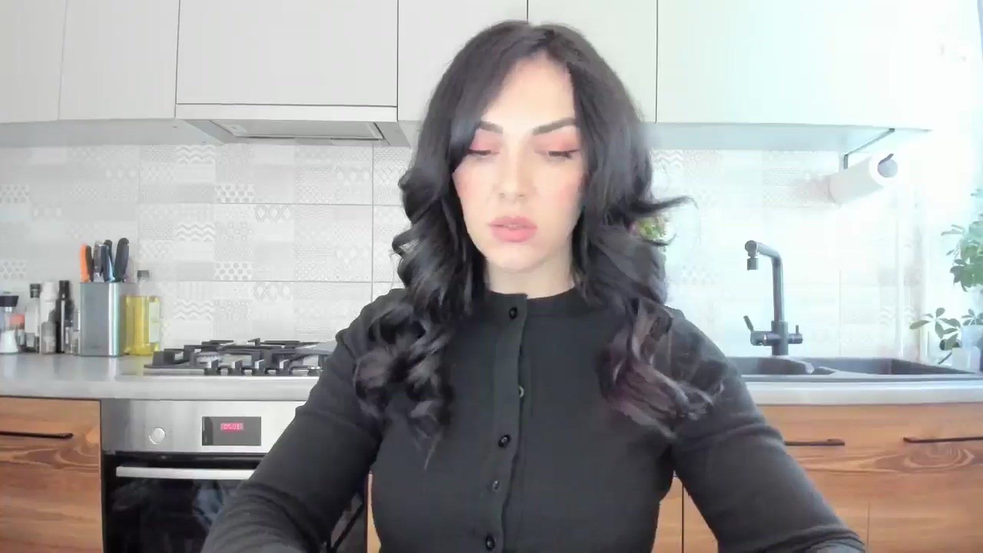 Gallery image thumbnail from MissNelly_'s myfreecams stream on, 07/01/2025, 13:18 image 8 of 20