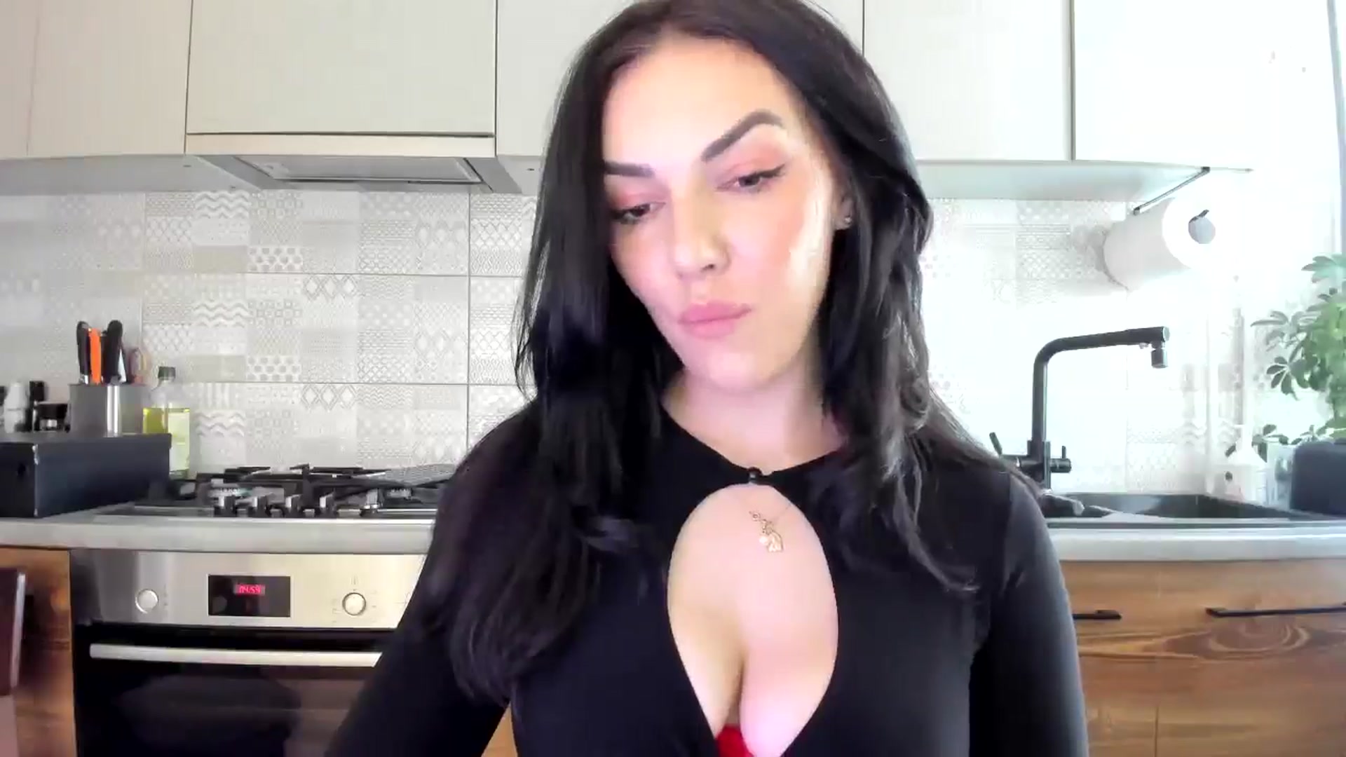 Gallery image thumbnail from MissNelly_'s myfreecams stream on, 07/13/2025, 12:28 image 2 of 20