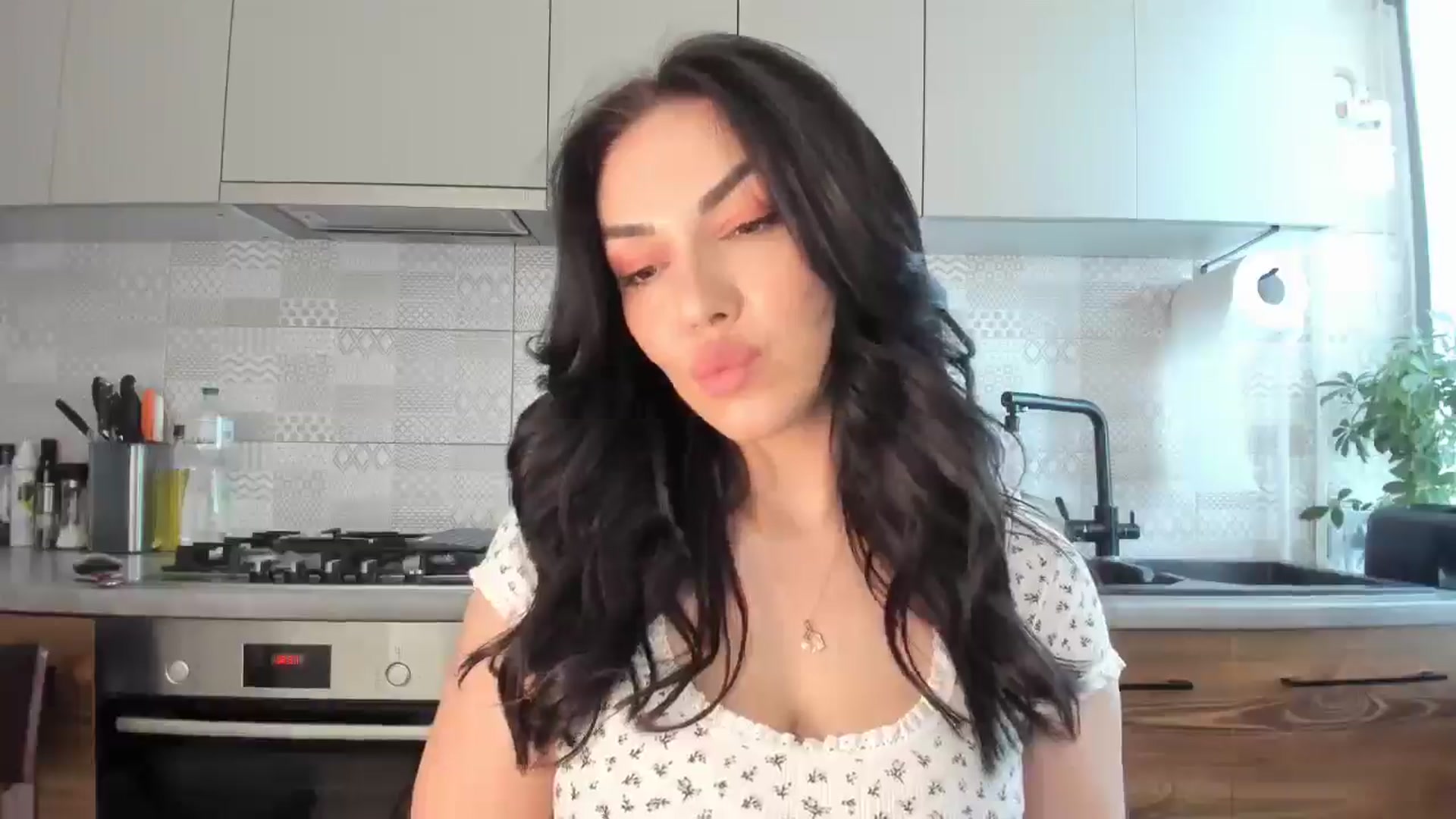 Gallery image thumbnail from MissNelly_'s myfreecams stream on, 07/14/2025, 10:19 image 9 of 20