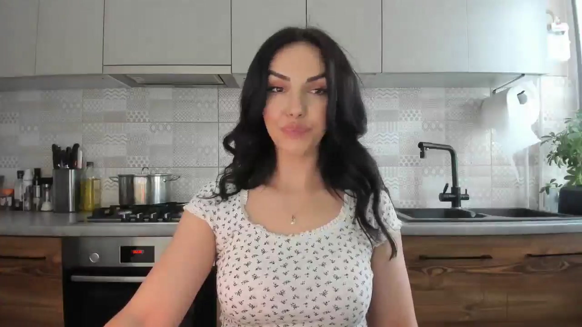 Gallery image thumbnail from MissNelly_'s myfreecams stream on, 07/15/2025, 14:40 image 9 of 20