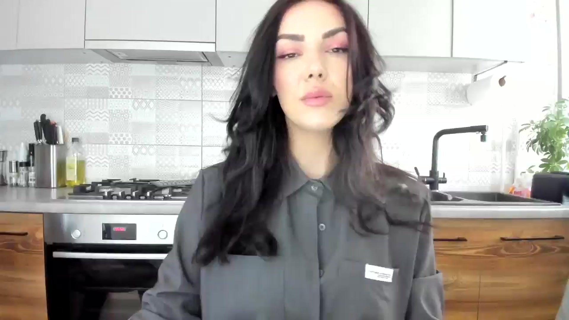 Gallery image thumbnail from MissNelly_'s myfreecams stream on, 07/27/2025, 13:18 image 2 of 20
