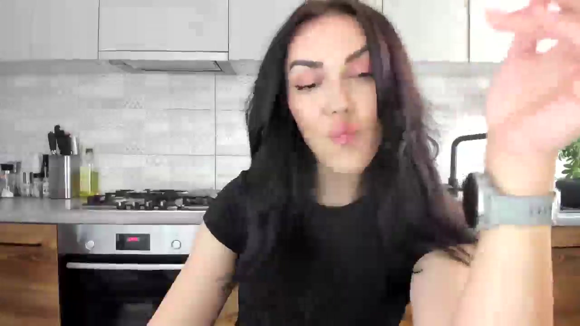 Gallery image thumbnail from MissNelly_'s myfreecams stream on, 07/27/2025, 15:05 image 6 of 20
