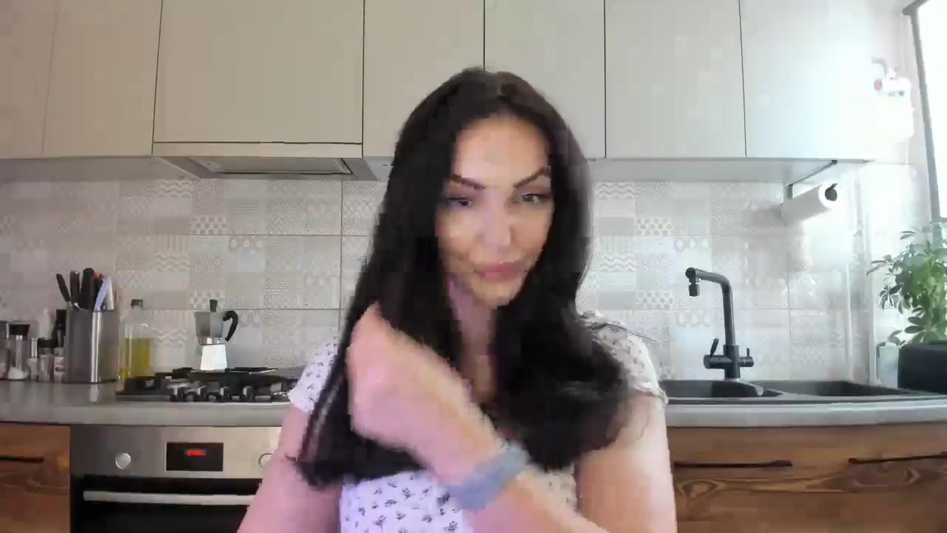 Gallery image thumbnail from MissNelly_'s myfreecams stream on, 07/28/2025, 12:21 image 8 of 20