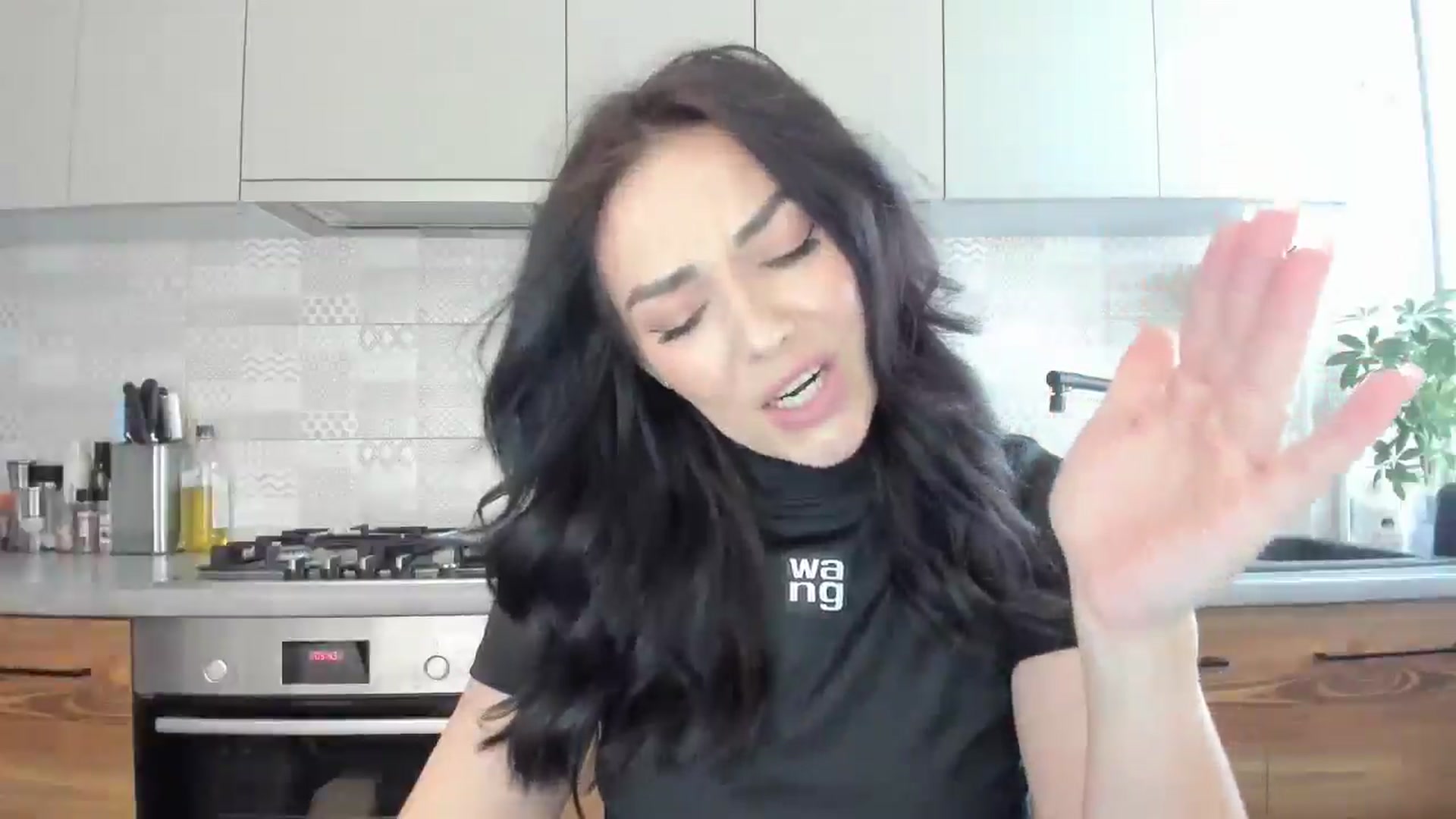 Gallery image thumbnail from MissNelly_'s myfreecams stream on, 07/31/2025, 14:20 image 12 of 20