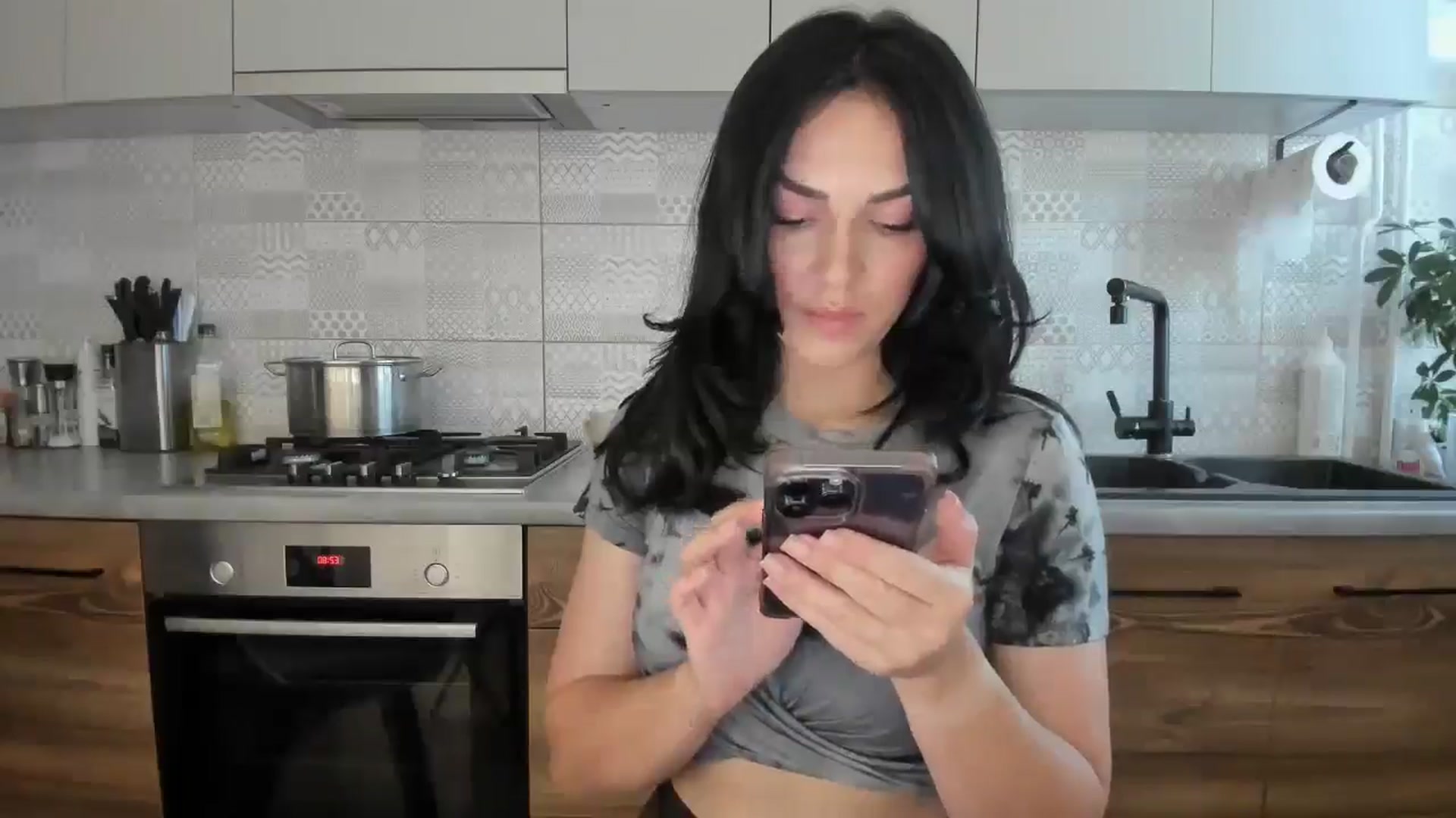 Gallery image thumbnail from MissNelly_'s myfreecams stream on, 08/14/2025, 16:09 image 17 of 20