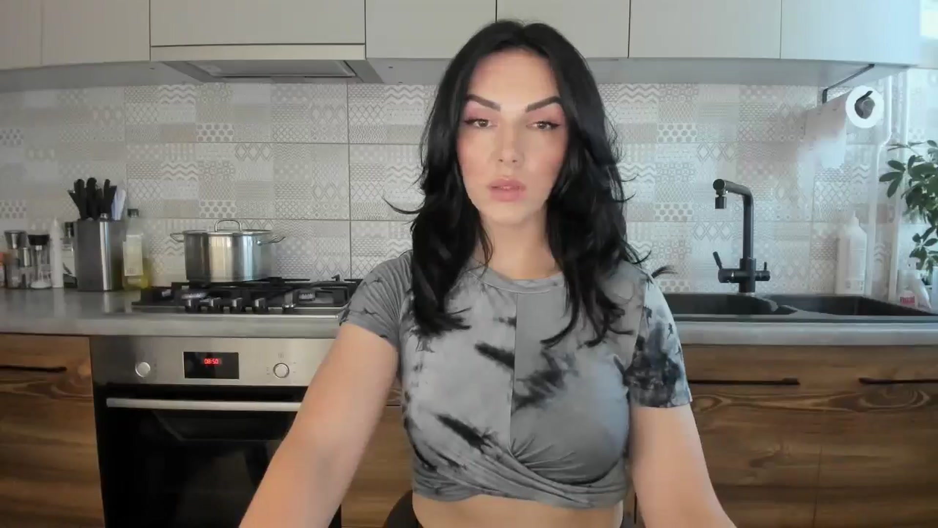 Gallery image thumbnail from MissNelly_'s myfreecams stream on, 08/14/2025, 16:09 image 13 of 20
