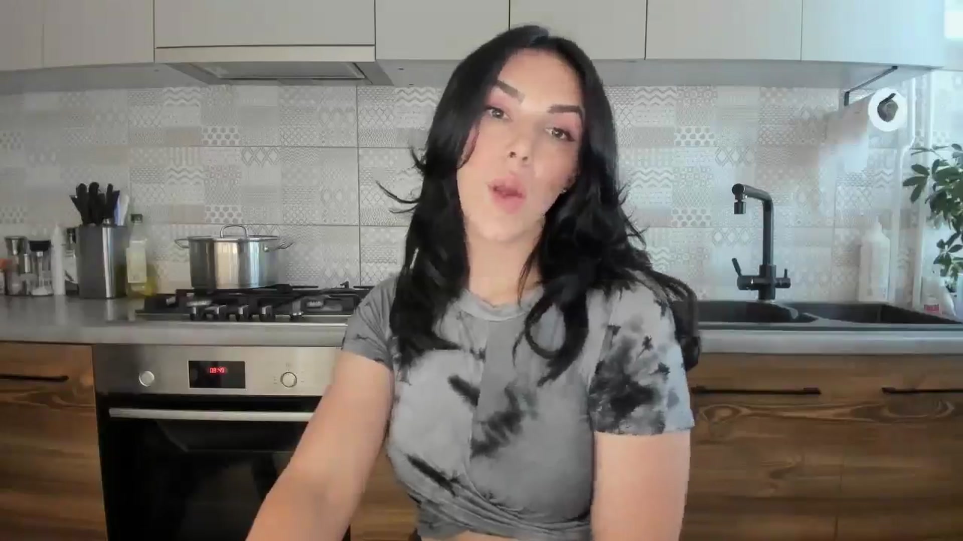 Gallery image thumbnail from MissNelly_'s myfreecams stream on, 08/14/2025, 16:09 image 12 of 20