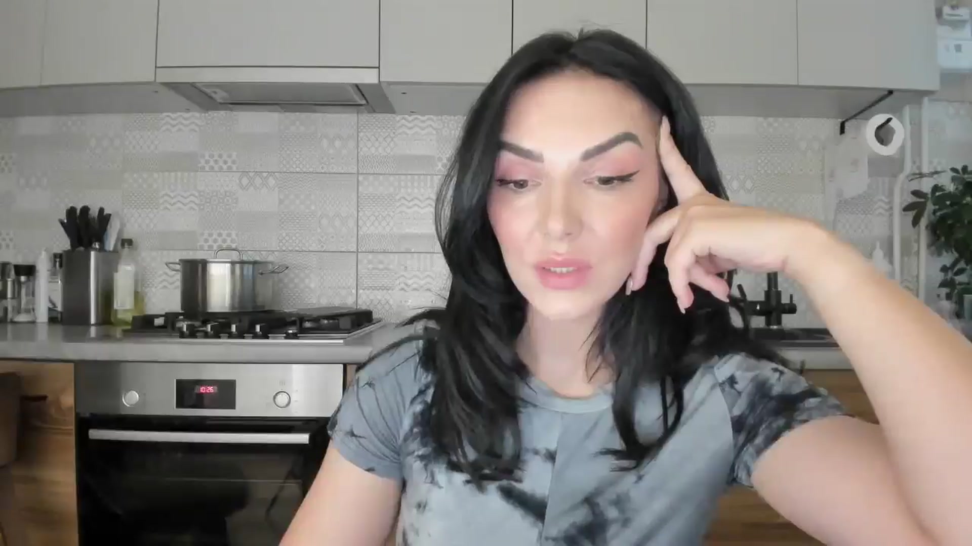 Gallery image thumbnail from MissNelly_'s myfreecams stream on, 08/14/2025, 17:41 image 19 of 20