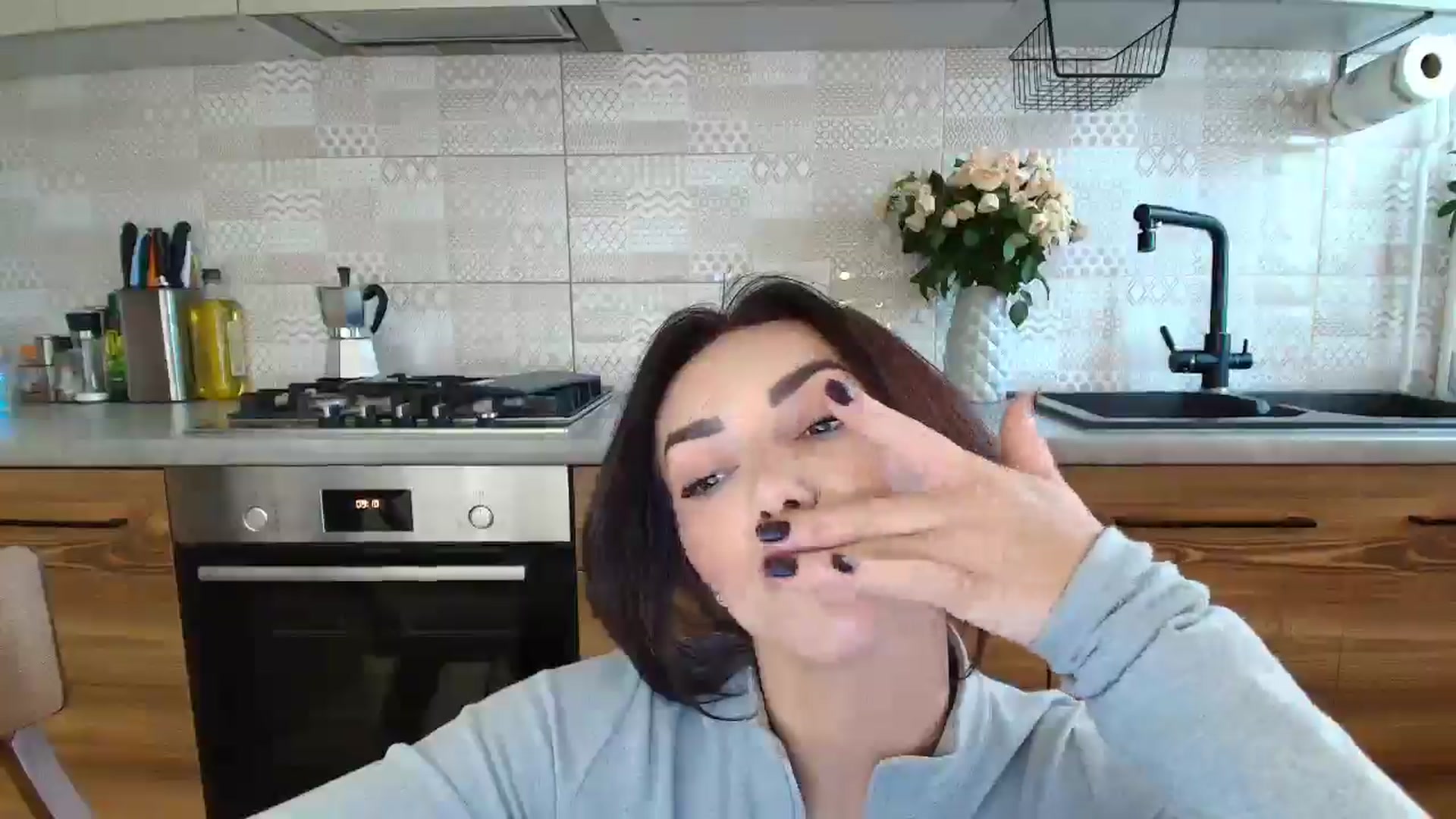 Gallery image thumbnail from MissNelly_'s myfreecams stream on, 10/05/2025, 13:01 image 19 of 20