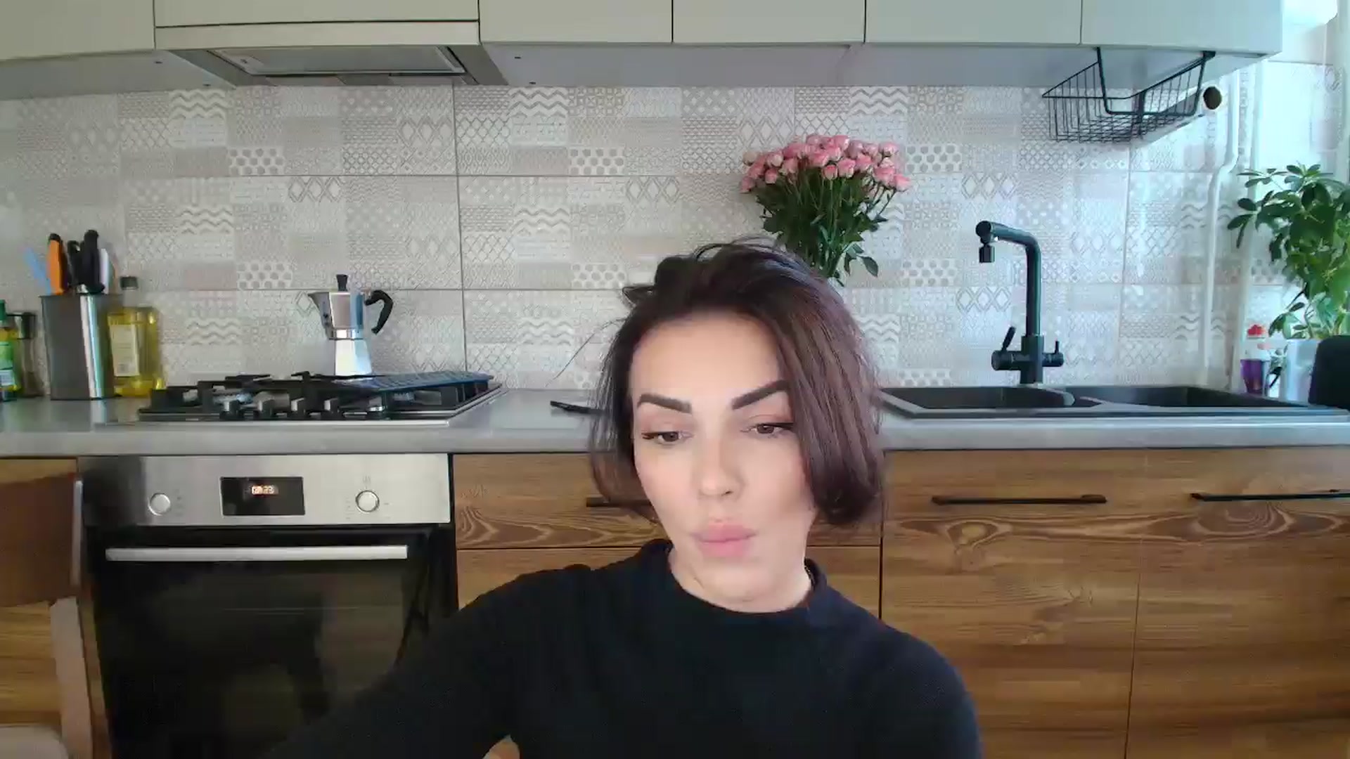 Gallery image thumbnail from MissNelly_'s myfreecams stream on, 10/06/2025, 13:25 image 7 of 20