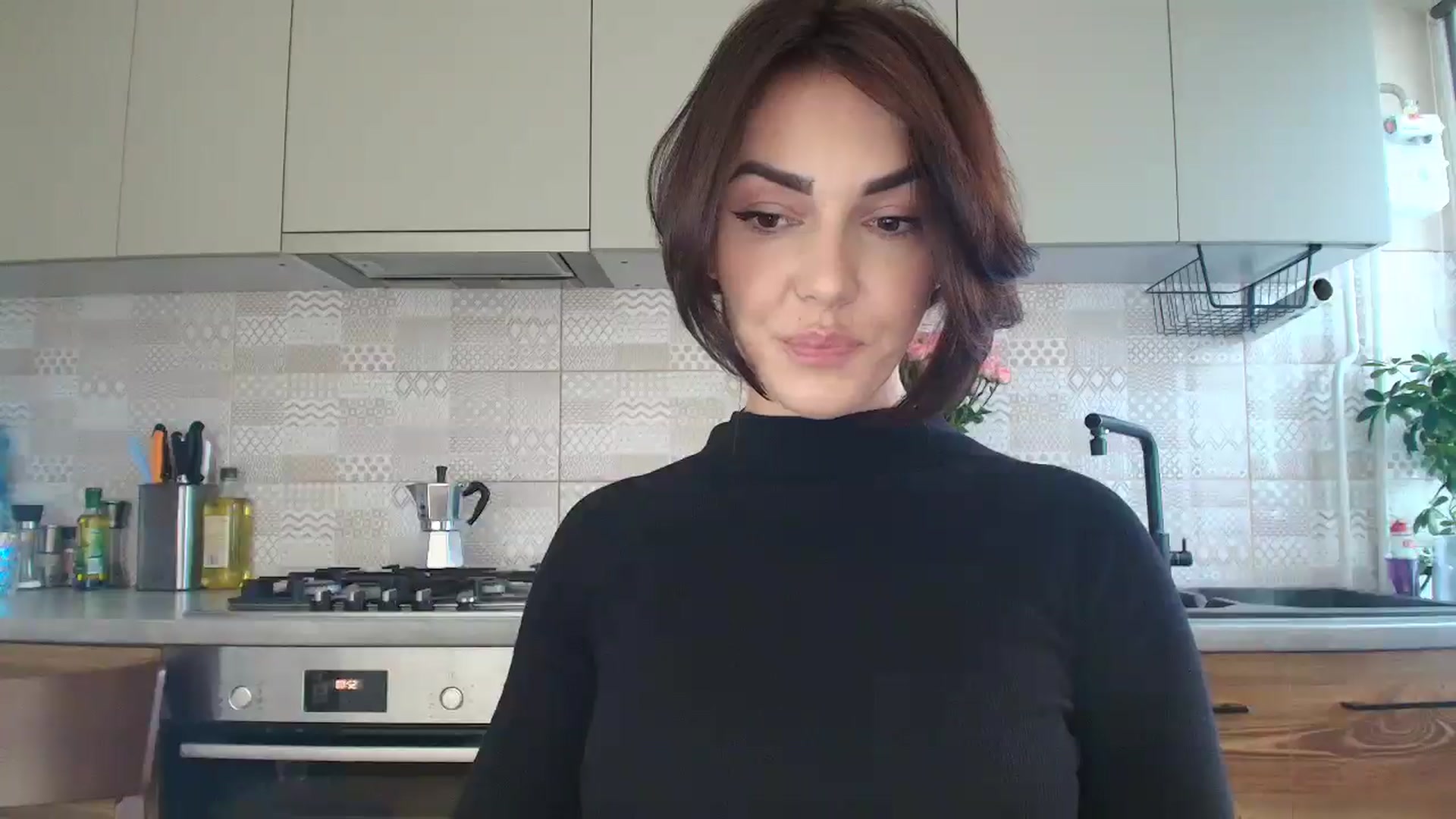 Gallery image thumbnail from MissNelly_'s myfreecams stream on, 10/06/2025, 13:25 image 12 of 20