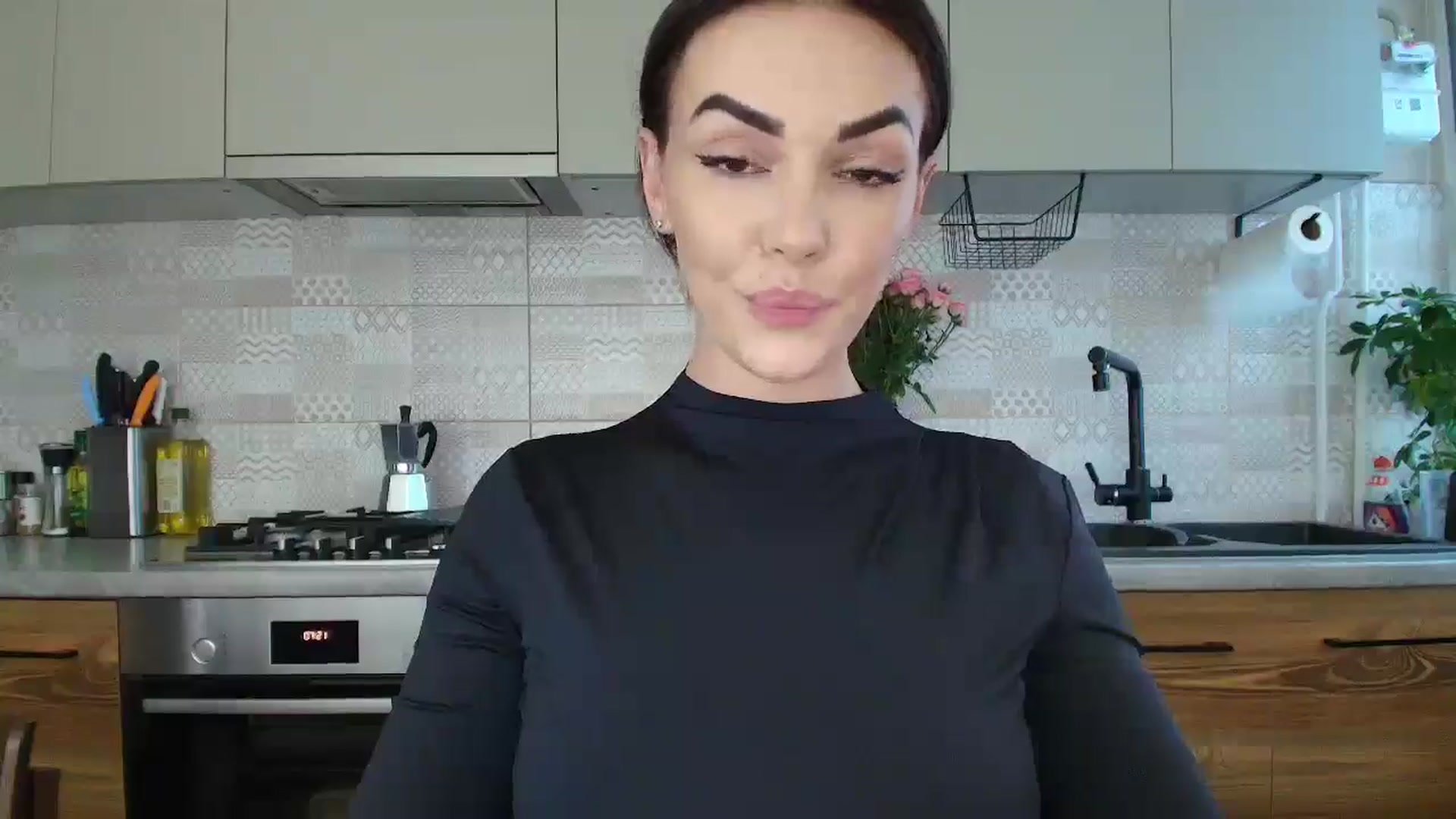 Gallery image thumbnail from MissNelly_'s myfreecams stream on, 10/10/2025, 12:13 image 10 of 20
